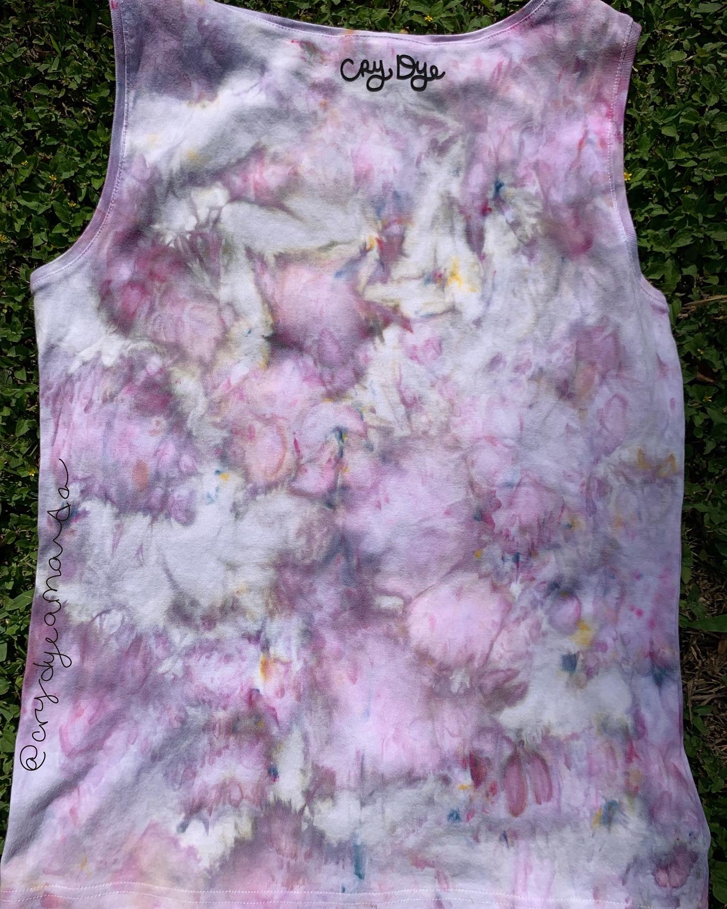 Women’s Large Colorful Tank