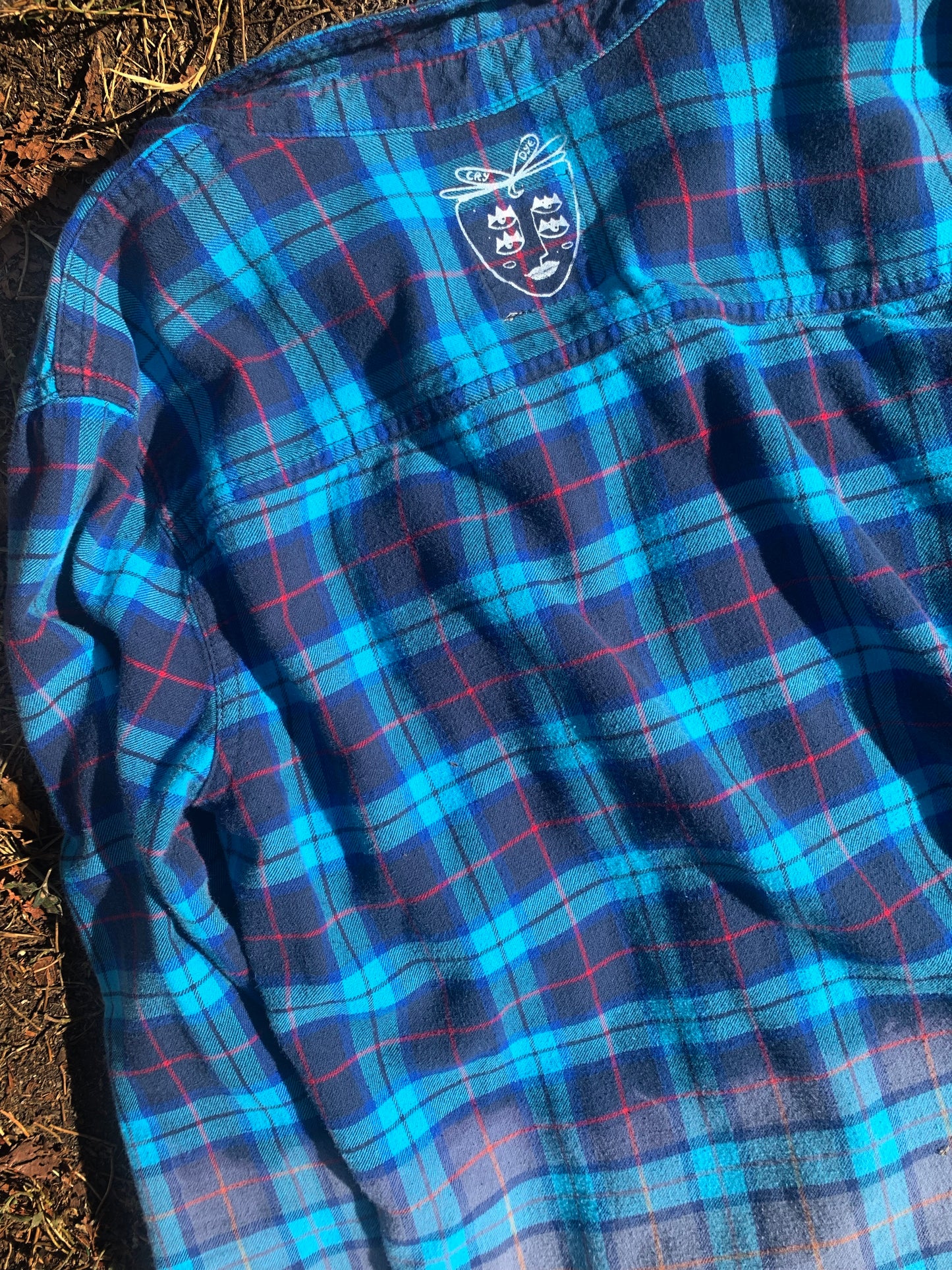 Women’s Large Blue Ombré Flannel