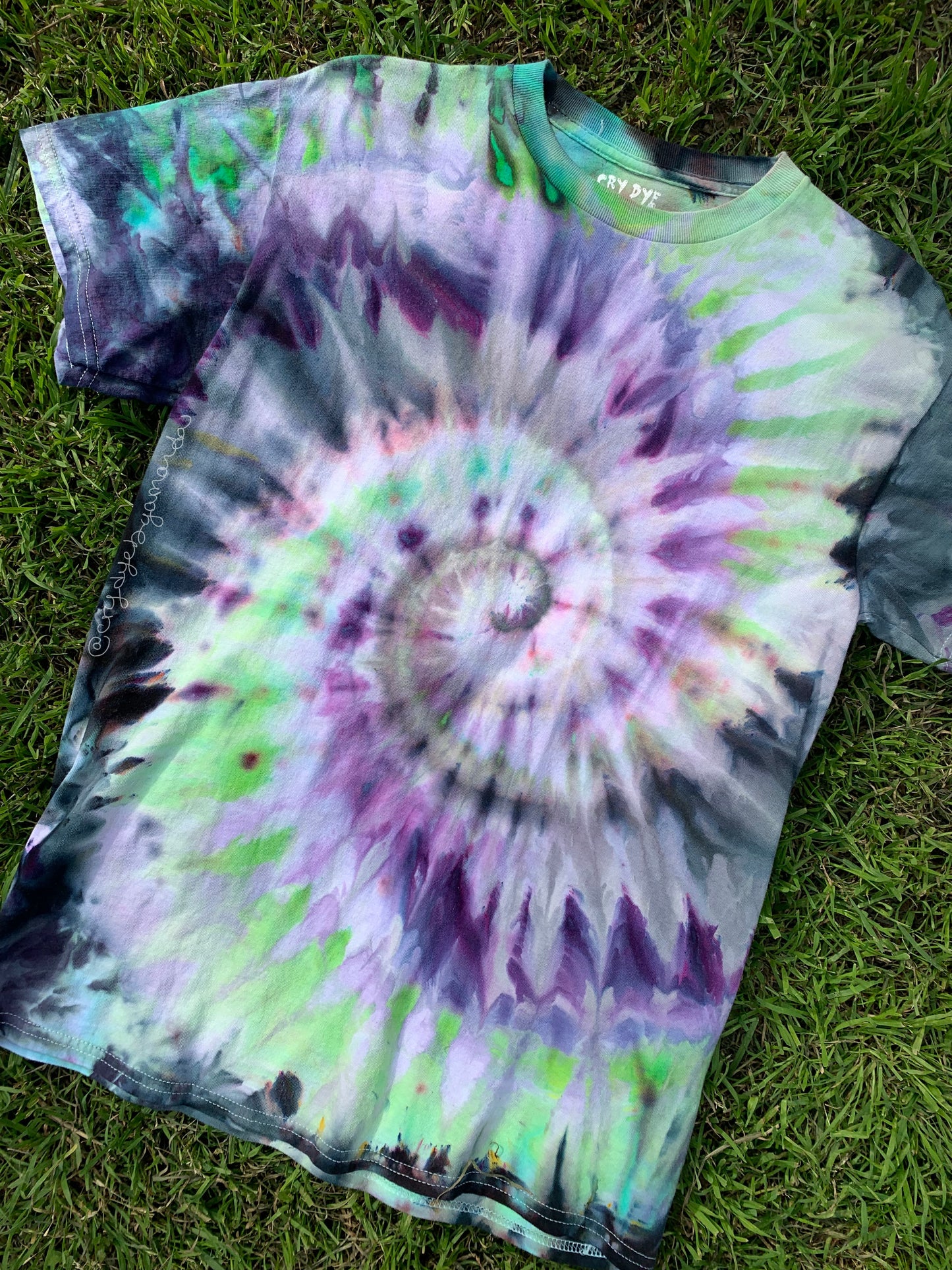 Medium Mind Warp Tie Dye