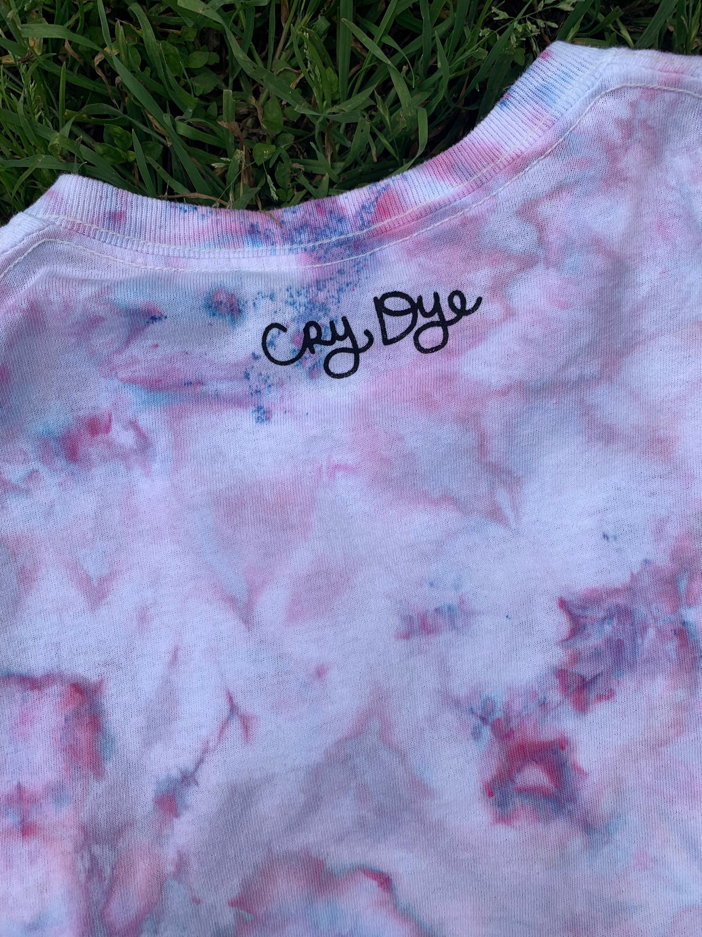 Medium Beautiful Things Tie Dye // Limited Edition Heart